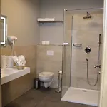 Vitalounge Sports &