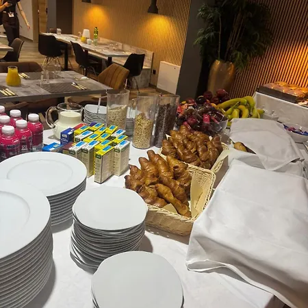 Vitalounge Sports & 3*