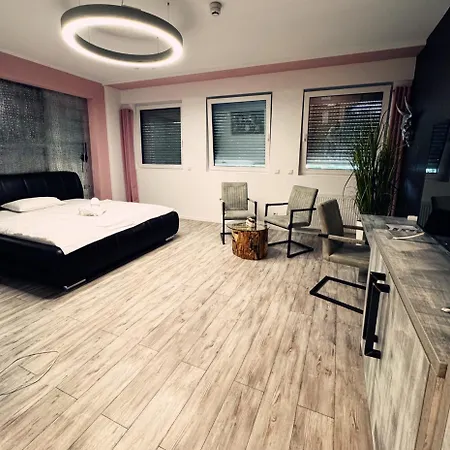 Vitalounge Sports & 3*