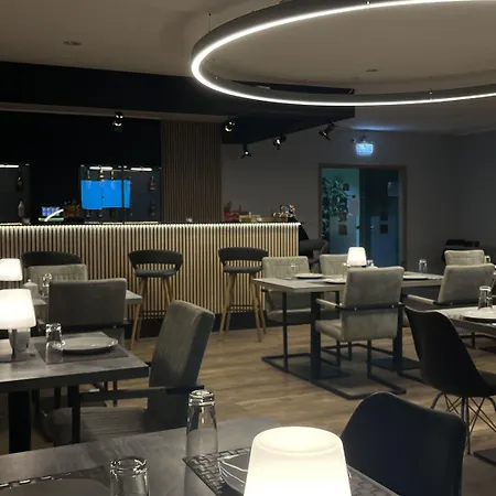 Vitalounge Sports & ホテル ゲルゼンキルヒェン