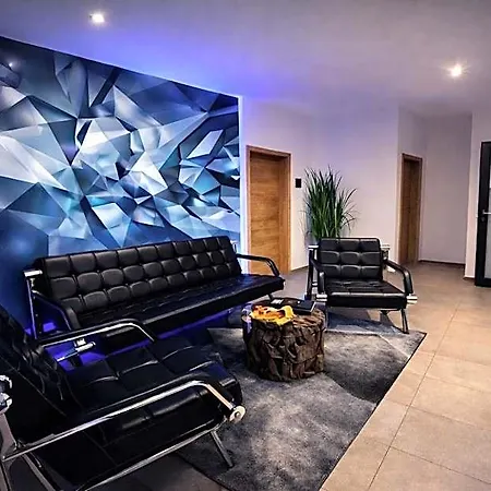 Vitalounge Sports & 3*