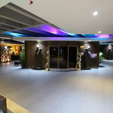 Vitalounge Sports & Hotel