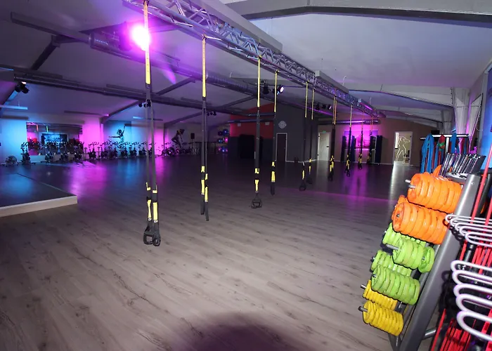 Vitalounge Sports & 3*